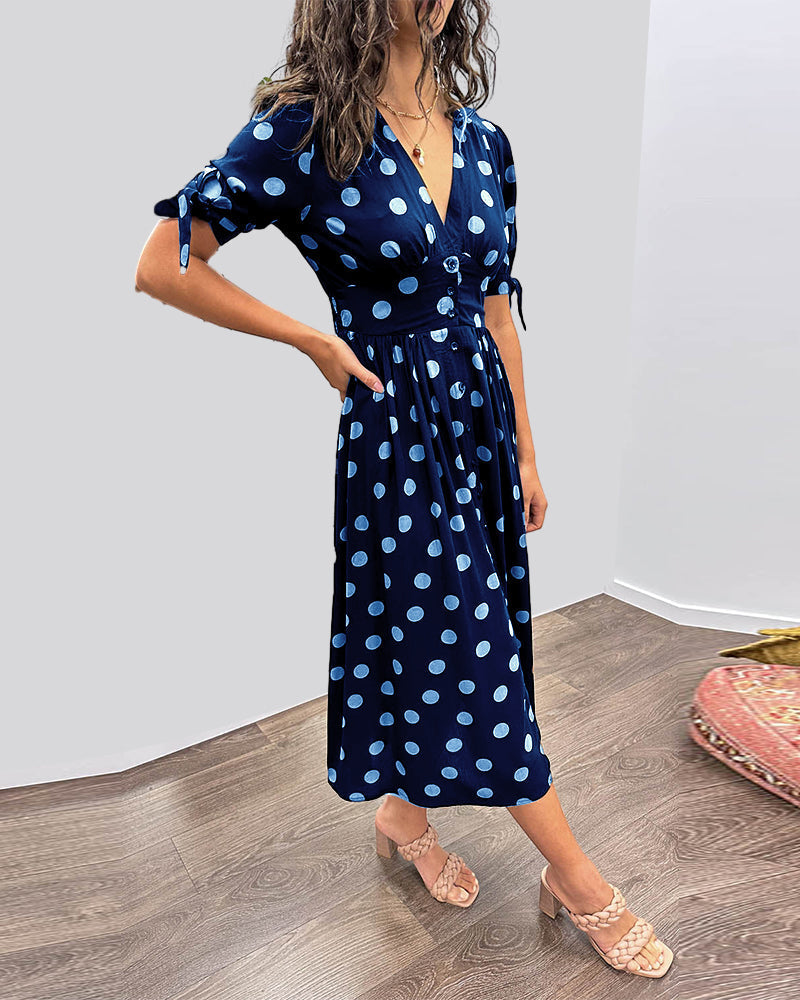 Nura V-neck dress with dots