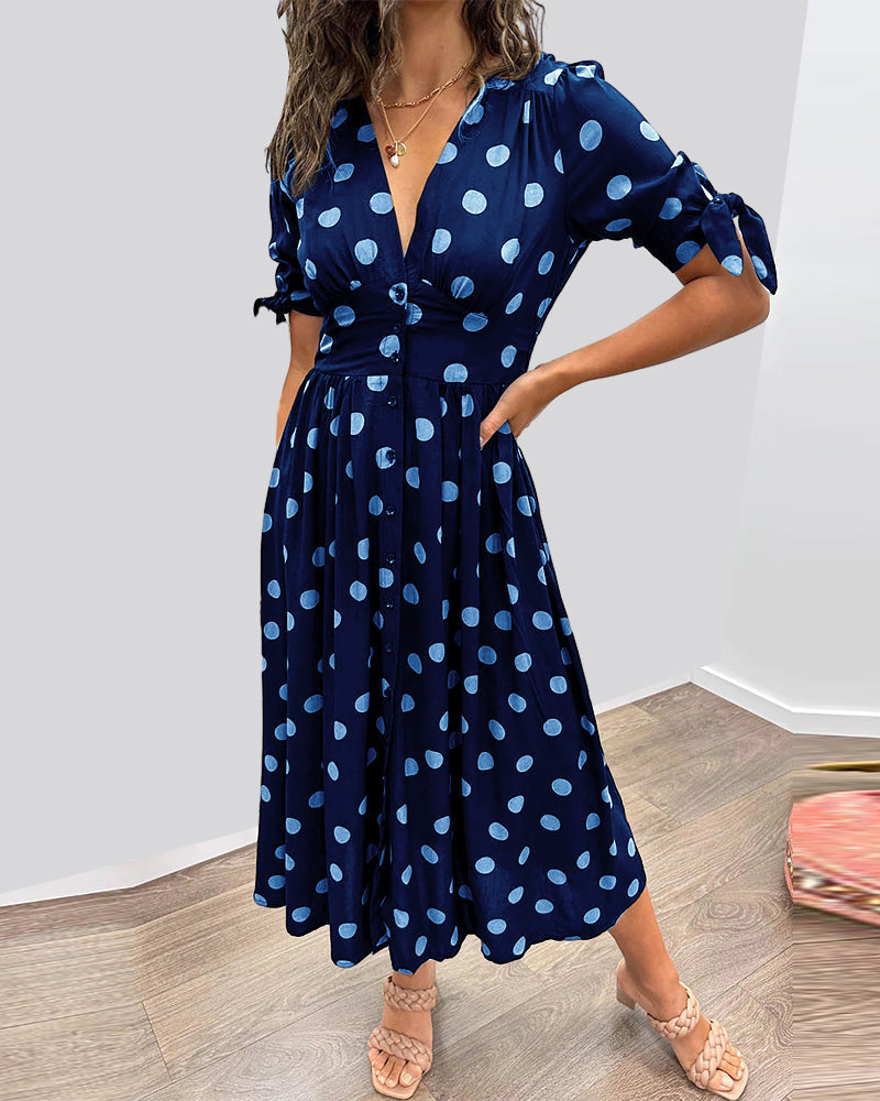 Nura V-neck dress with dots